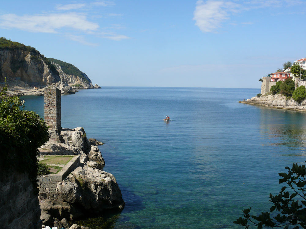 O Mar Negro em Amasra, Turquía