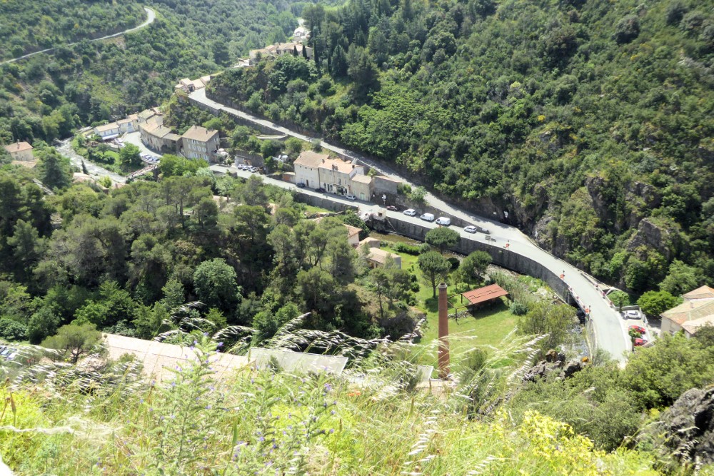 Aldeia de Lastorurs, Aude, França