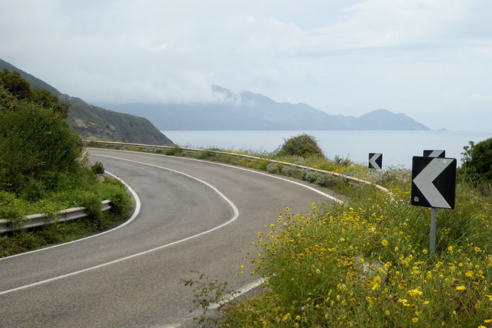 Ruta entre Bosa y Alghero, Cerdeña, Italia