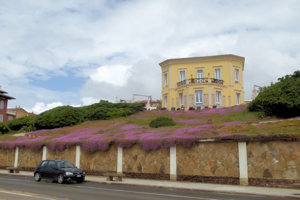 Edificio en Alghero, Cerdeña, Italia