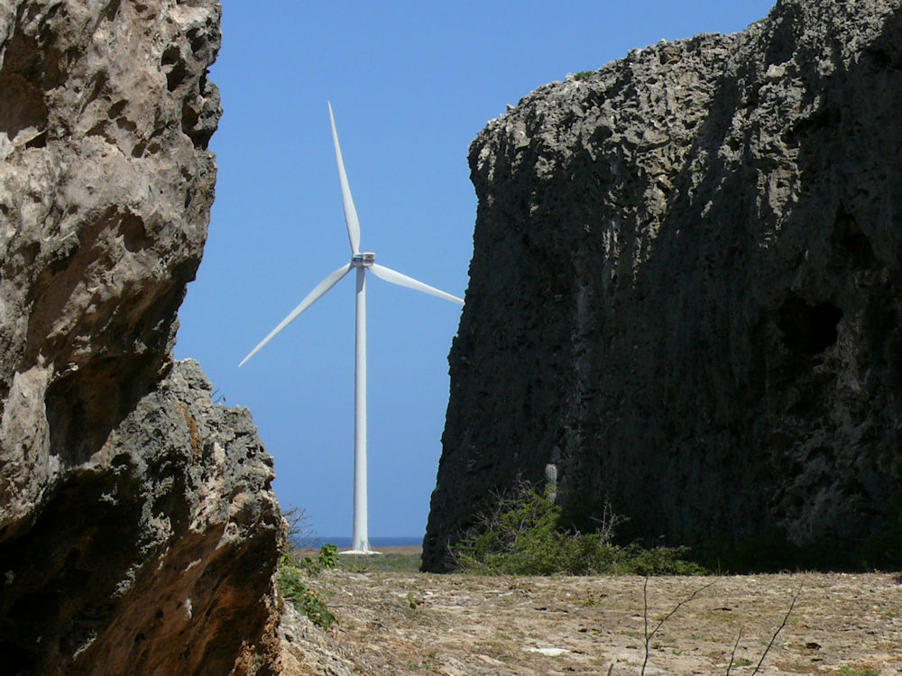 Aerogenerador en Parque Nacional Arikok, Aruba