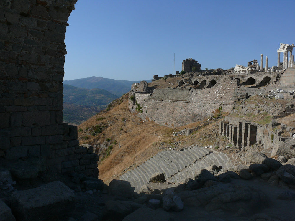 Acrópolis de Pergamo, Bergama, Turquía