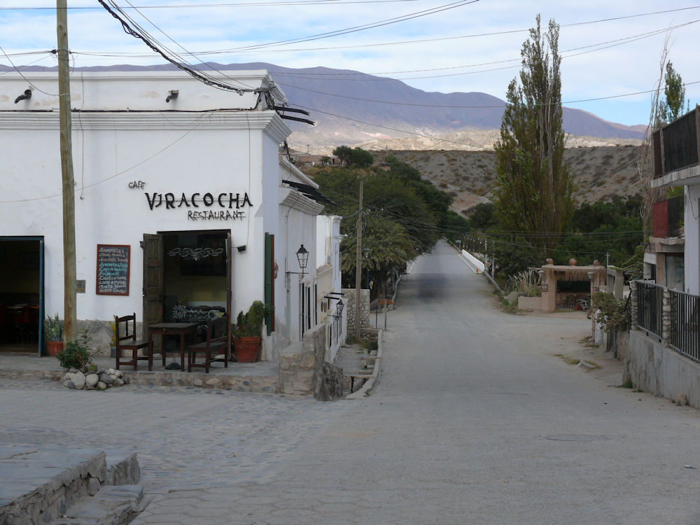 Calle de Cachi, provincia de Salta, Argentina