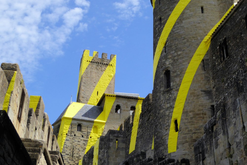 Intervención artística en la Cité, Carcasona, Francia