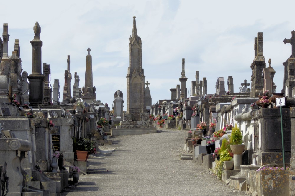 Cimetière de la Cité de Carcassonne, Carcasona, Francia
