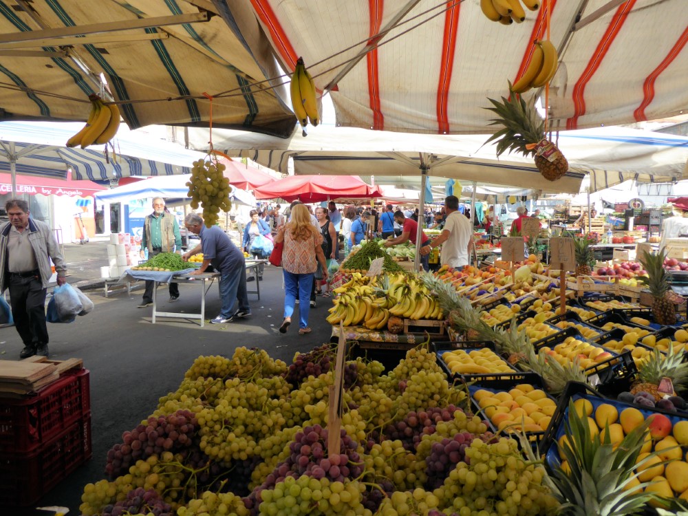 Feria de Catania, Sicilia, Italia