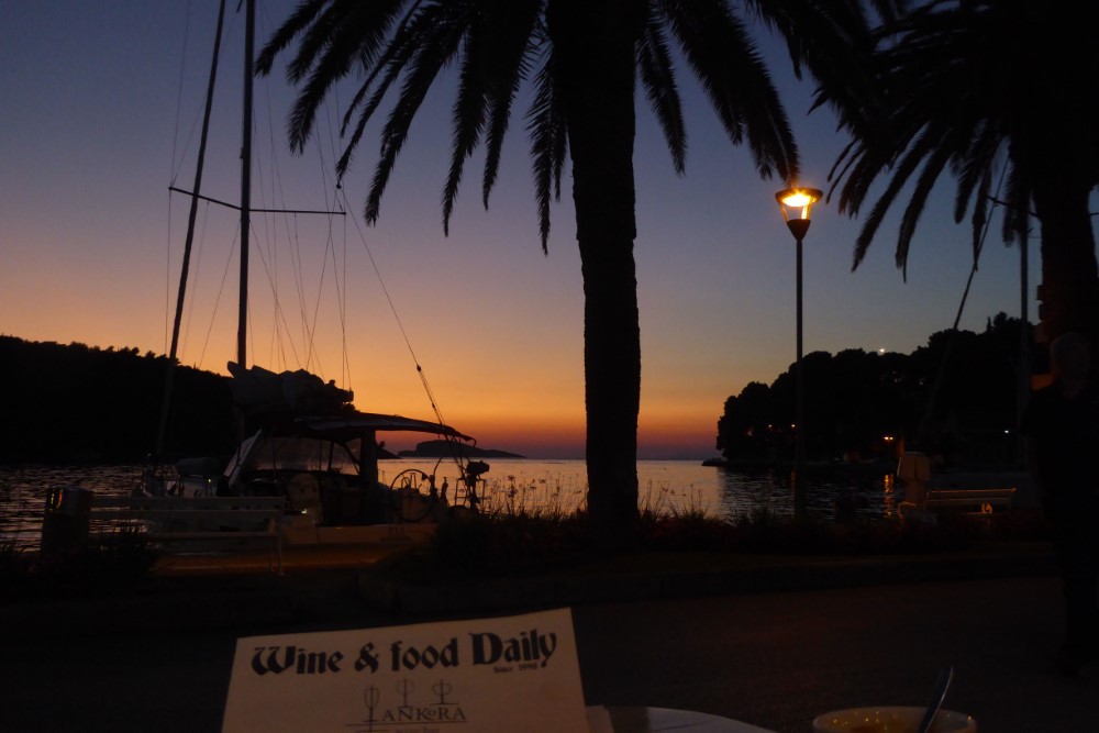 Cavtat por la noche, Croacia