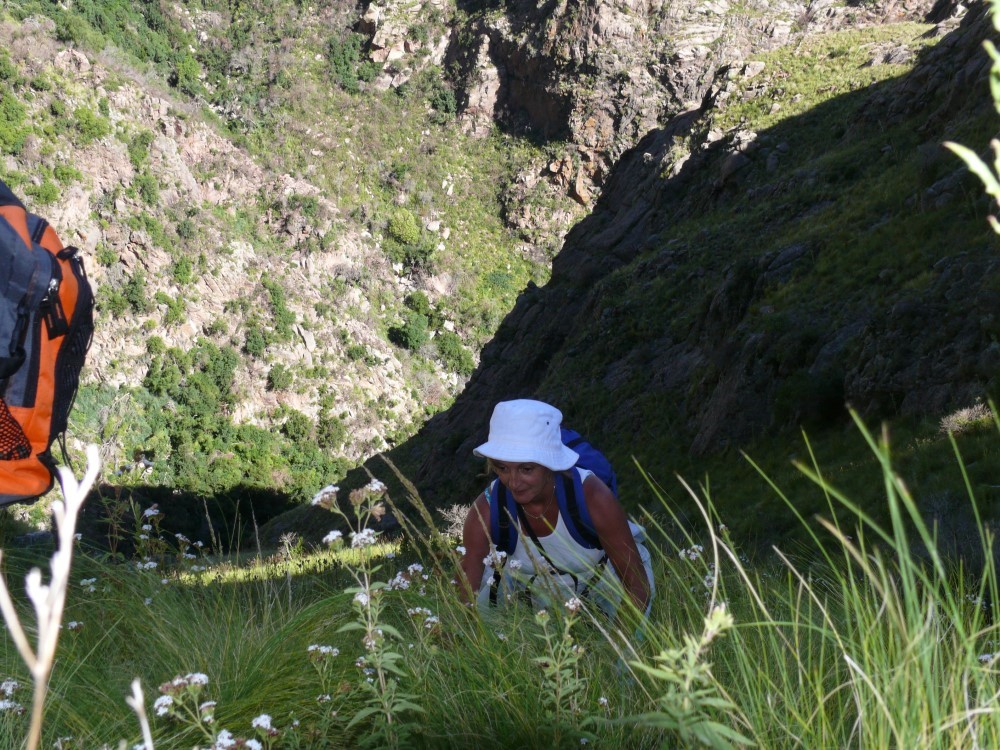 Ascenso de la pared norte del Salto de los Cóndores (Chorro Grande), Cortaderas, Provincia de San Luis, Argentina