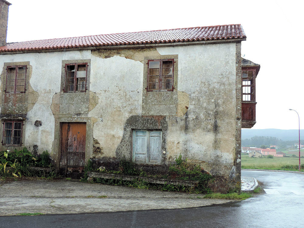 Casona en Borneiro, España