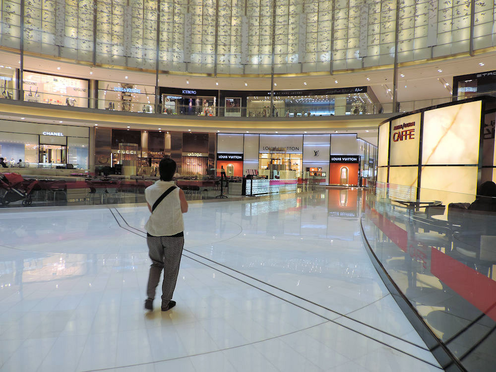 Dentro do Dubai Mall, Dubai, Emirados Árabes Unidos