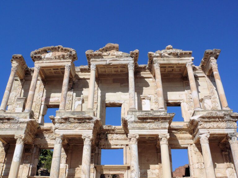 Biblioteca de Celso, Efes, Turquía