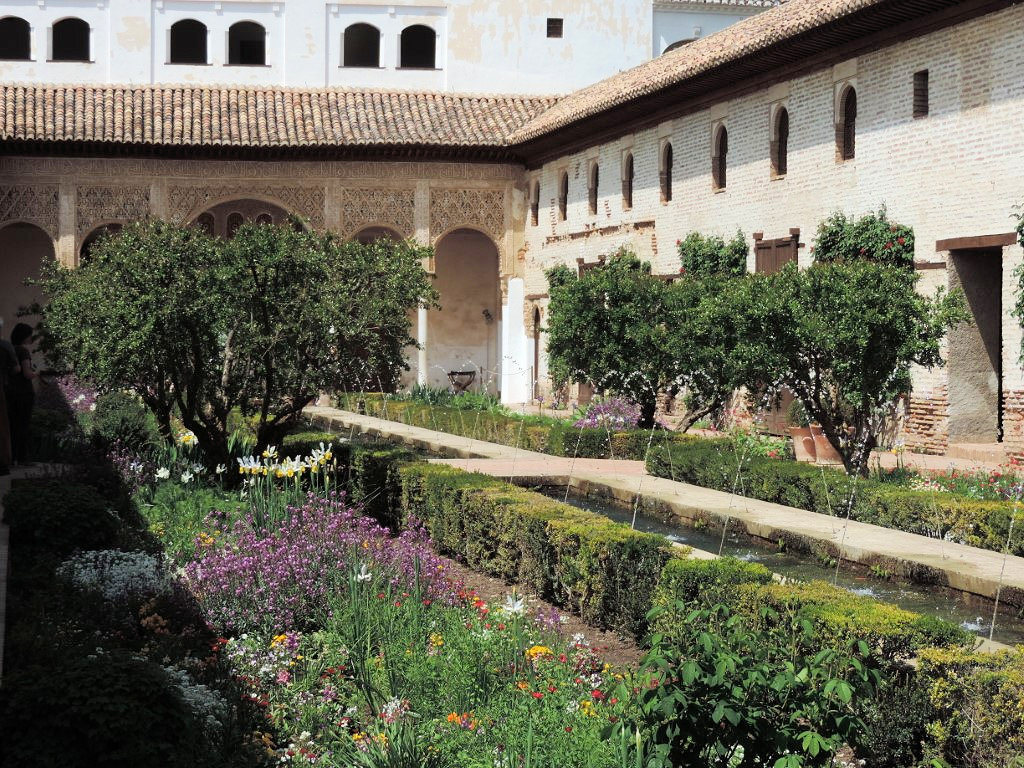 Patio de la Acequia, Palacio del Generalife, La Alhambra, Granada, España