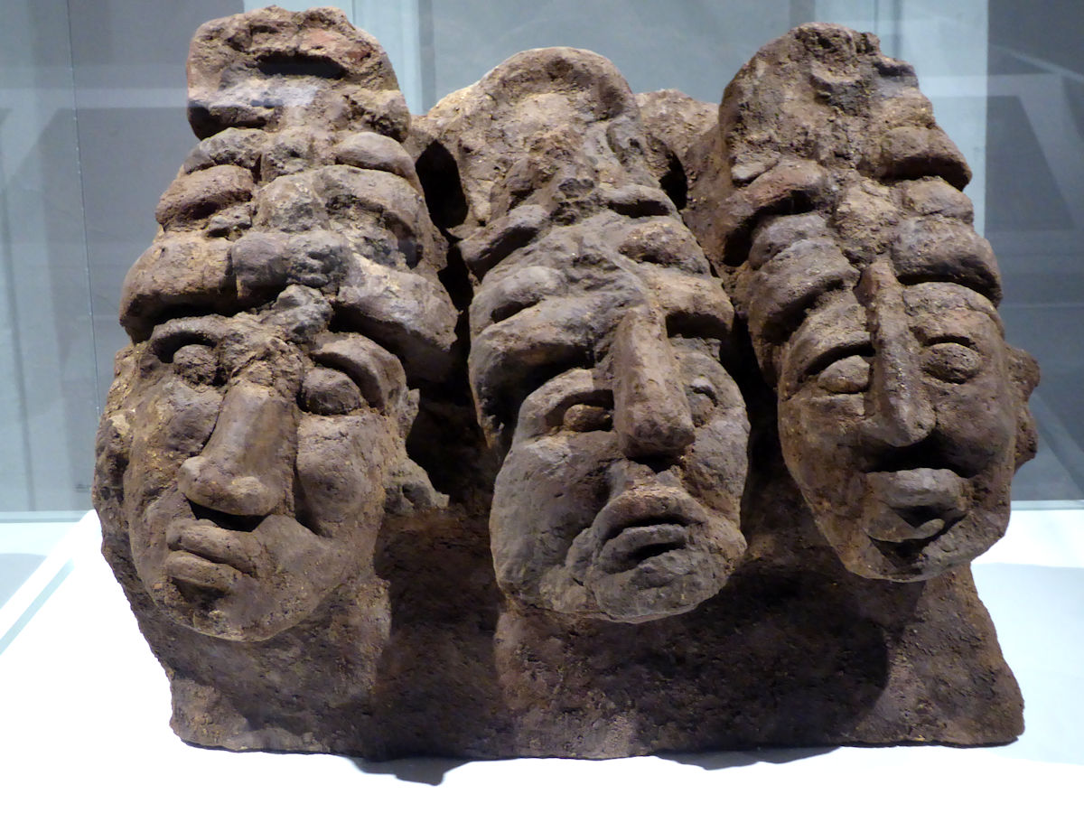 Mascarones del edificio de obsidiana incrustada, Montículo D-III-1 “El Chay" - Yacimiento Kaminaljuyú, Guatemala