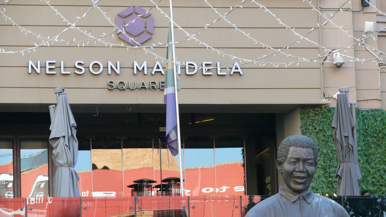 Plaza Nelson Mandela, en Sandton, Johannesburgo, Sudàfrica