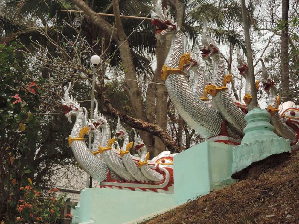 Nagas del Wat Mahatat., Luang Prabang, Laos