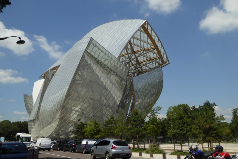Edificio de la Fundación Luis Vouiton, Paris, Francia