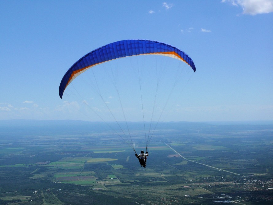 Parapente Merlo en vuelo