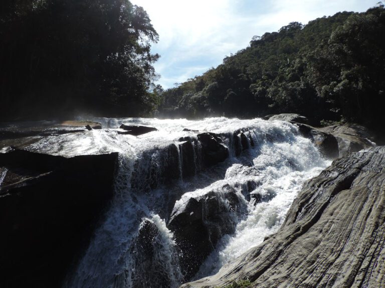 Salto Grande en el Sendero de la Pirapitinga, Parque Estadual da Serra do Mar, San Pablo, Brasil