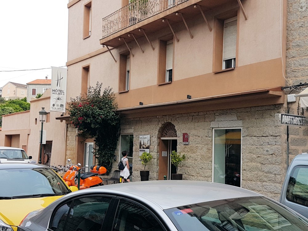 Hotel Holzer II, Centro histórico de Portovecchio, Córcega, Francia