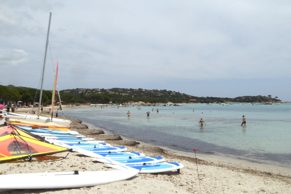Playa de Santa Giulia, Córcega, Francia