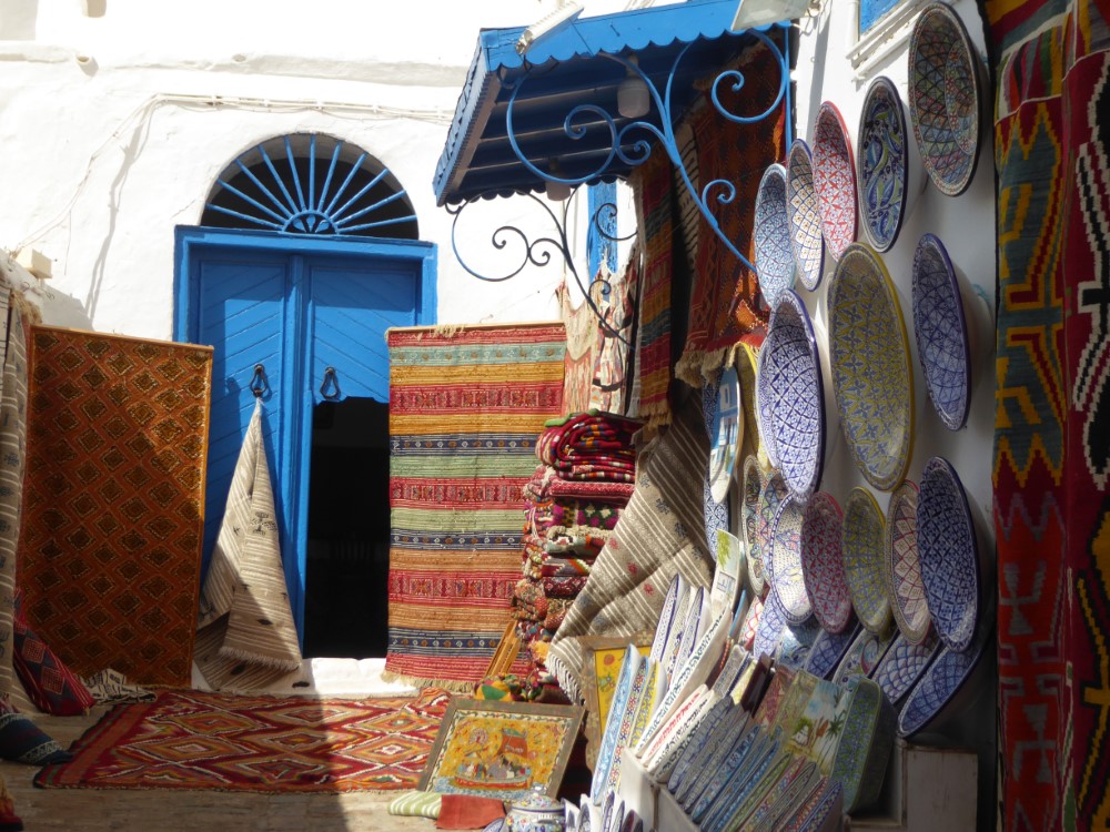 Artesanía en cerámmica y telar, Sidi Bou Said, Túnez