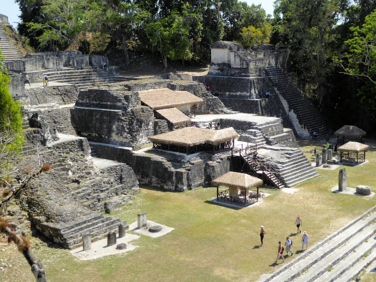Acrópolis del Norte, Tikal, Guatemala