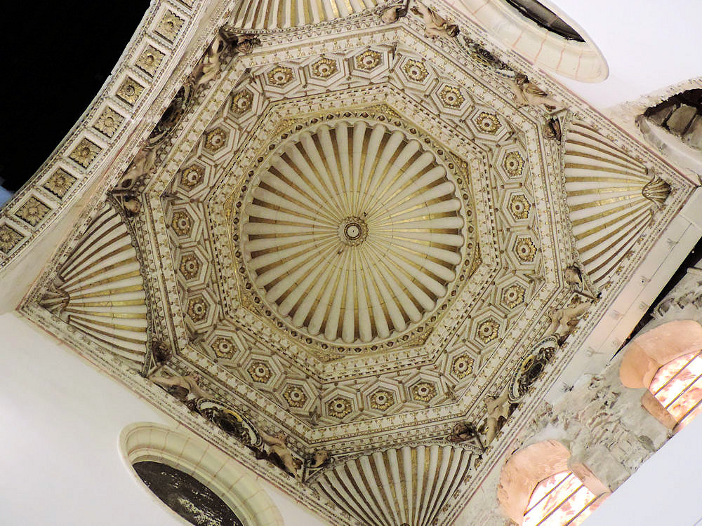 Cúpula da Sinagoga Santa María la Blanca, Toledo, Espanha