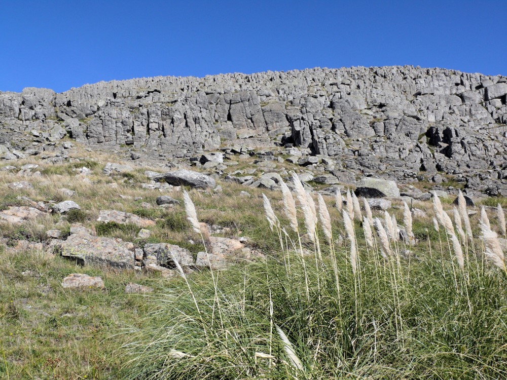 Antecumbre en el Cerro Ventana, Parque Provincial Ernesto Tornquist, provincia de Buenos Aires, Argentina