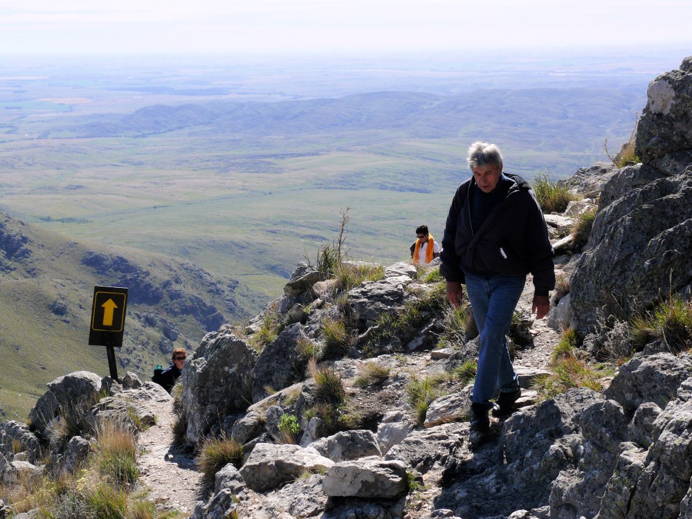 Antecumbre en el Cerro Ventana, Parque Provincial Ernesto Tornquist, provincia de Buenos Aires, Argentina