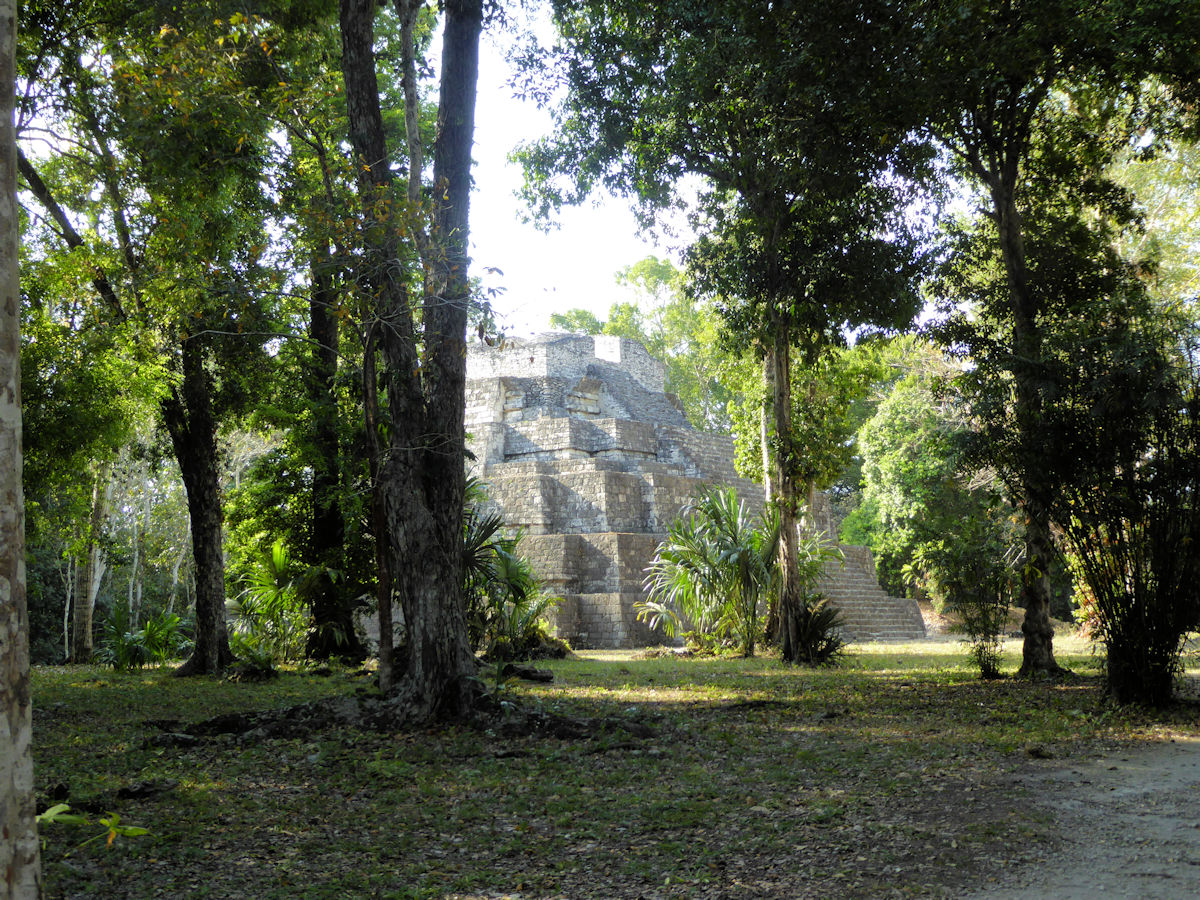 Grupo Maler, Plaza de las sombras, Yaxha, Petén, Guatemala